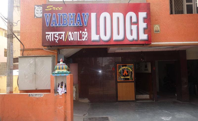 Hotel Sree Vaibhav Residency Tirupati Zewnętrze zdjęcie