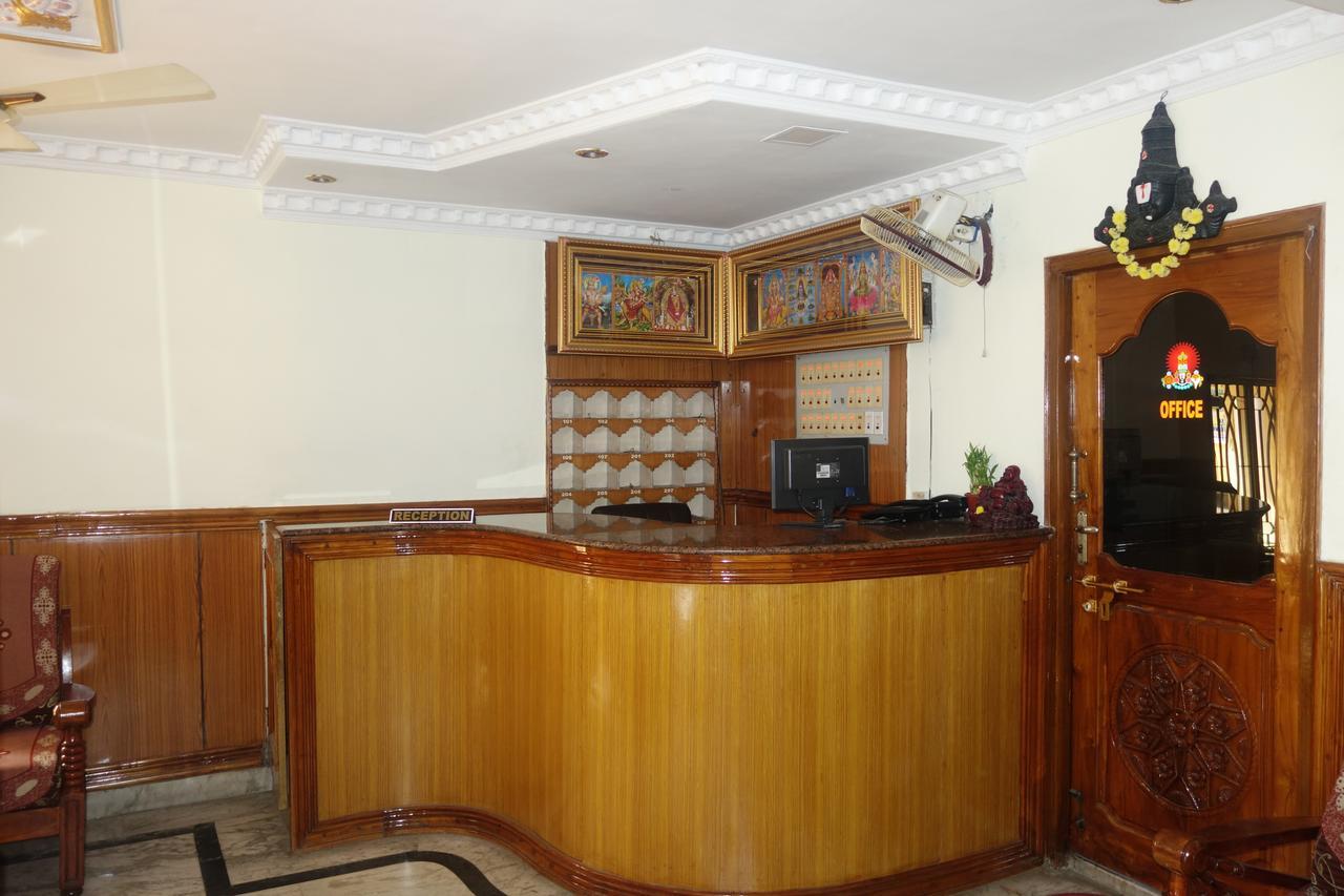 Hotel Sree Vaibhav Residency Tirupati Zewnętrze zdjęcie