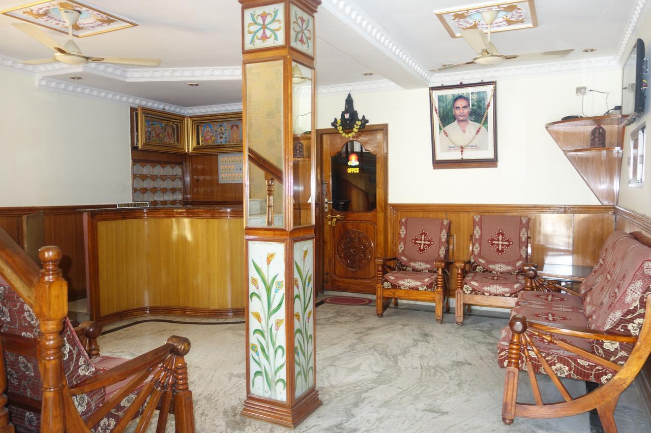 Hotel Sree Vaibhav Residency Tirupati Zewnętrze zdjęcie
