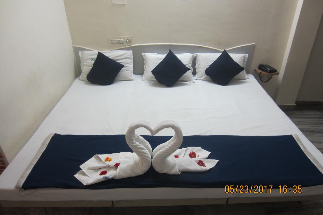 Hotel Sree Vaibhav Residency Tirupati Zewnętrze zdjęcie